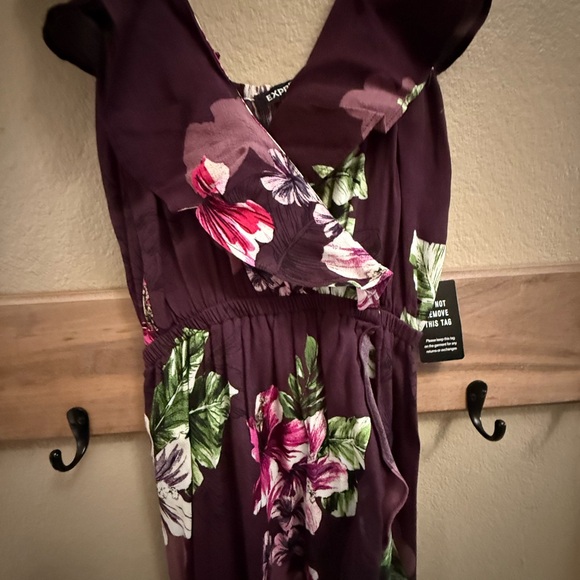 NWT Express Maxi Dress cold shoulder floral ruffle - Picture 7 of 10